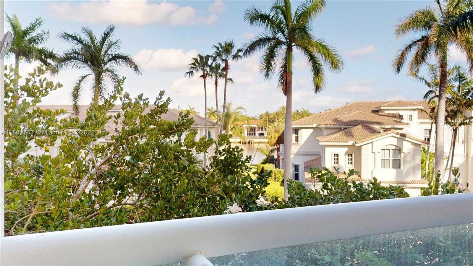 Small Image of 21050 NE 38th Ave, Miami, FL 33180, USA Number 7