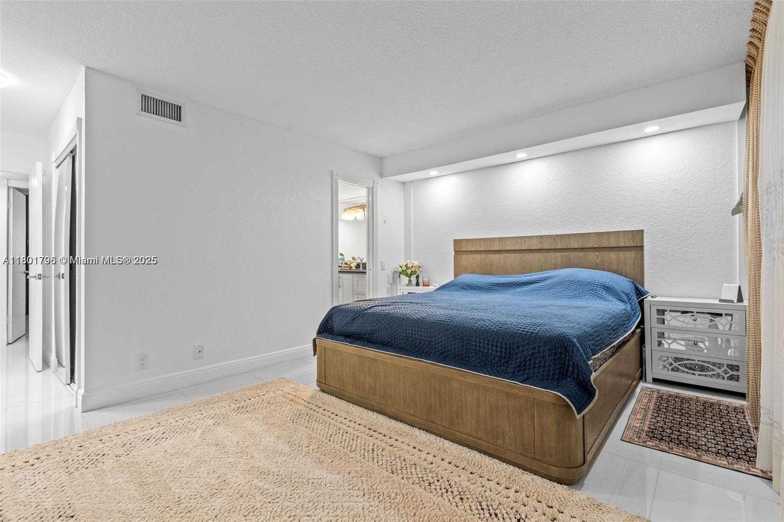 Small Image of 301 NORTH EAST 14TH #207, Hallandale Beach Number 12