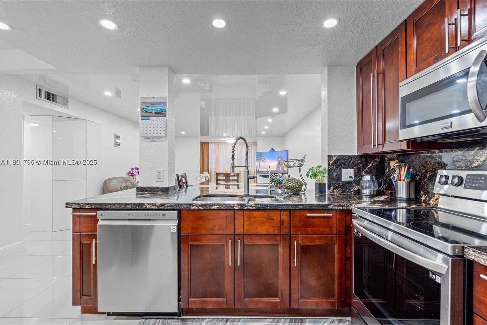 Small Image of 301 NORTH EAST 14TH #207, Hallandale Beach Number 7