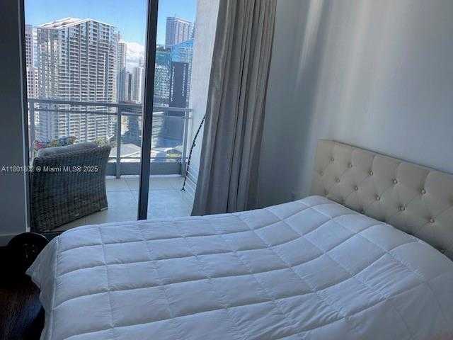 Small Image of 90 #4001, Miami Number 13