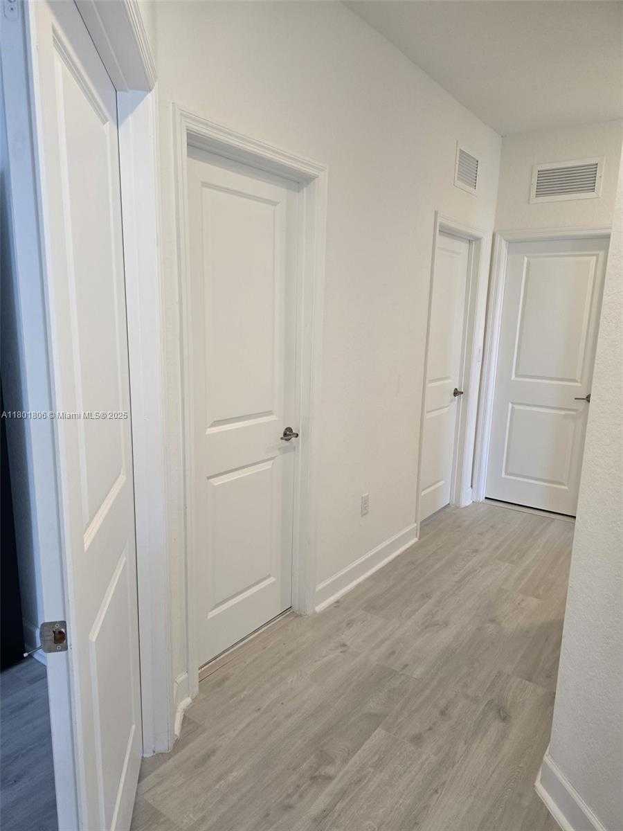 Small Image of Homestead Number 17