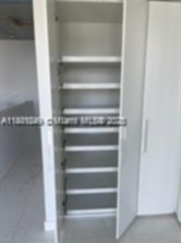 Small Image of 690 SOUTH WEST 1ST CT #3114, Miami Number 13