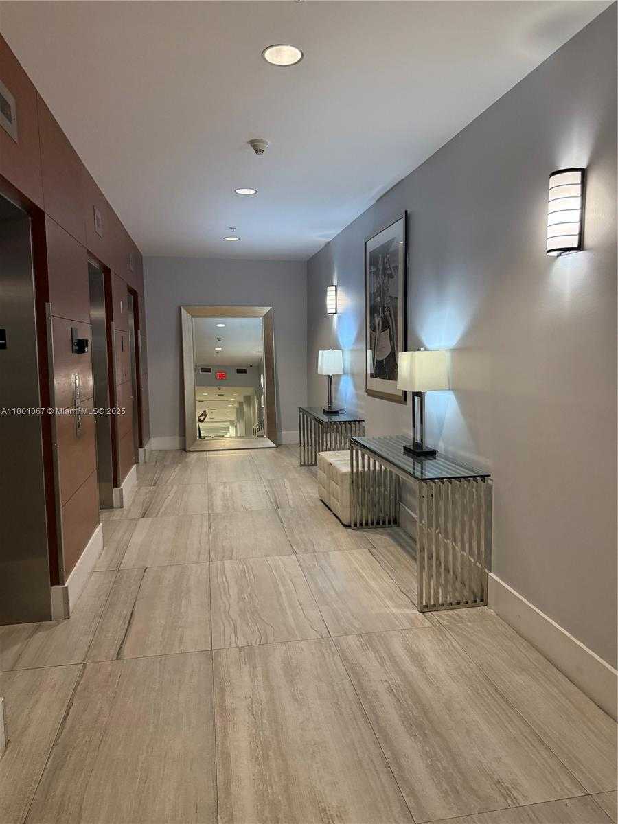 Small Image of 1861 NORTH WEST S RIVER DR #1602, Miami Number 39