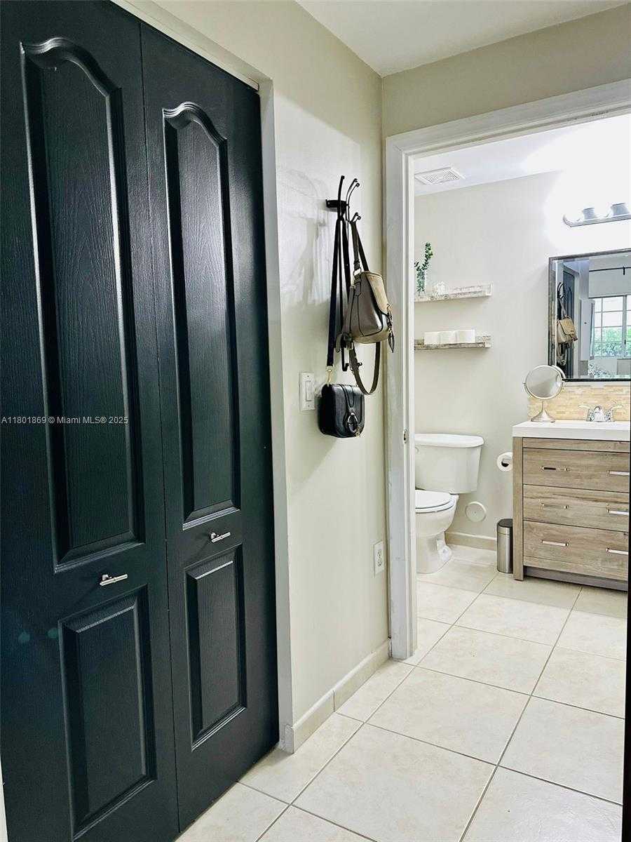 Small Image of 7340 NORTH WEST 114TH AVE #104, Doral Number 22