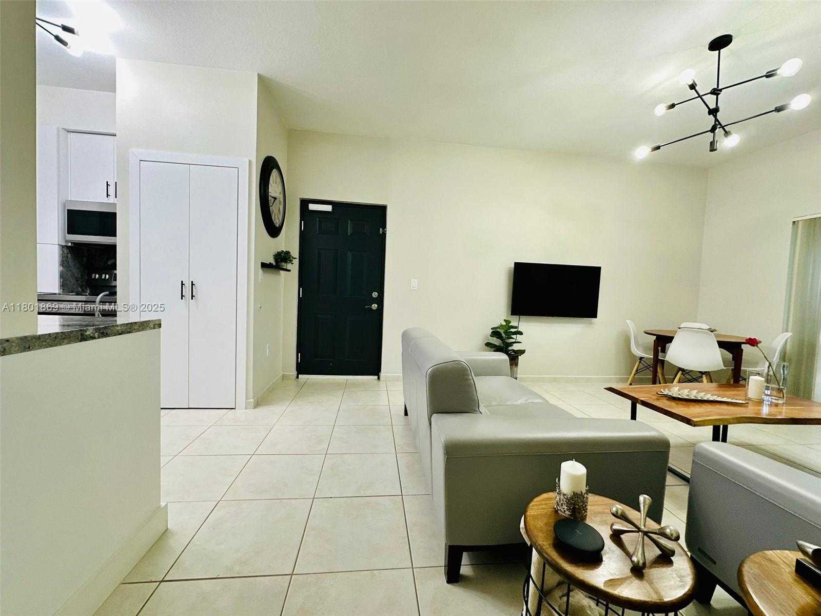 Small Image of 7340 NORTH WEST 114TH AVE #104, Doral Number 4