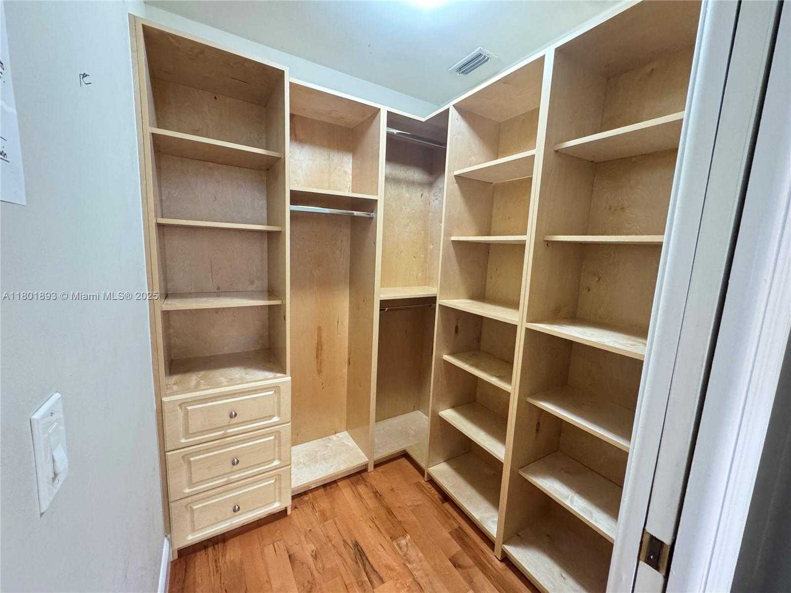 Small Image of 3270 SOUTH TERRA MAR DR, Lauderdale By The Sea Number 18