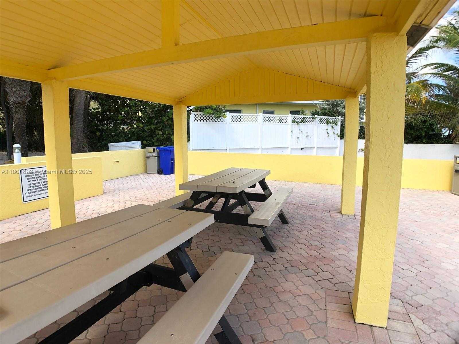 Small Image of 3270 SOUTH TERRA MAR DR, Lauderdale By The Sea Number 31