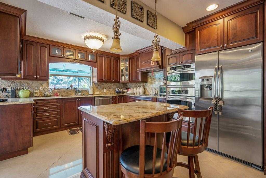 Small Image of 3270 SOUTH TERRA MAR DR, Lauderdale By The Sea Number 8