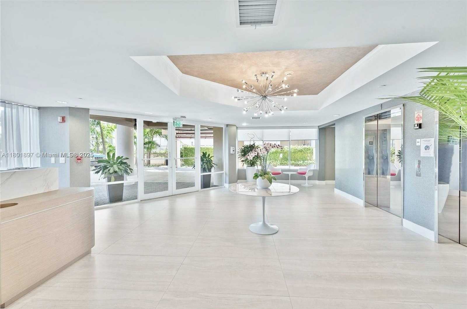 Small Image of 1 CENTURY LN #310, Miami Beach Number 14