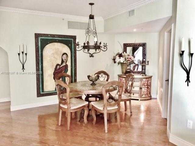 Small Image of 1 CENTURY LN #310, Miami Beach Number 29
