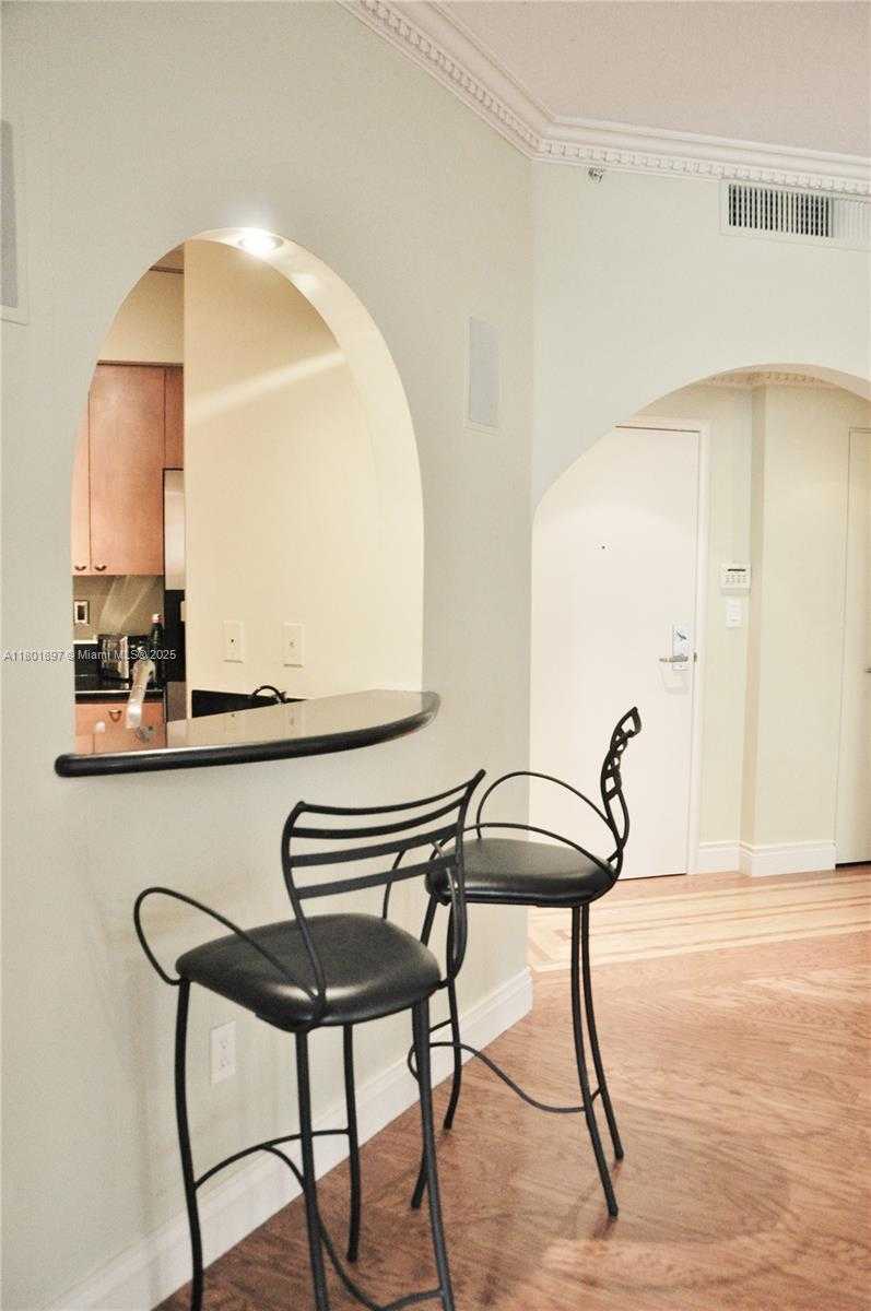 Small Image of 1 CENTURY LN #310, Miami Beach Number 30