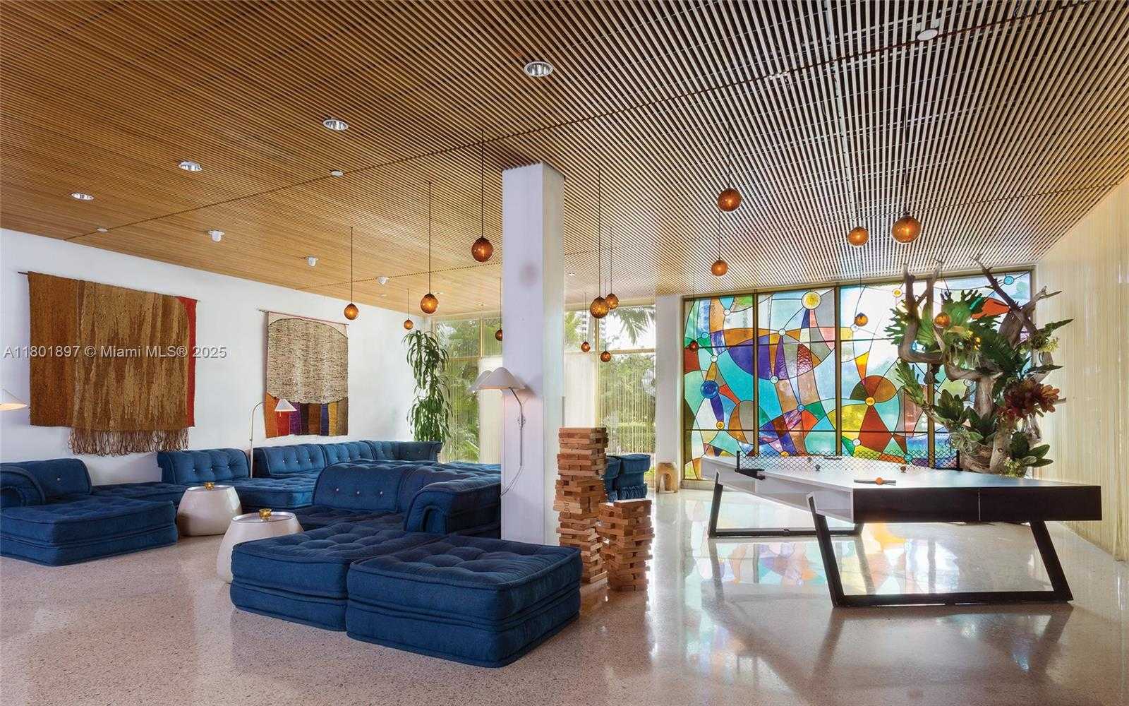Small Image of 1 CENTURY LN #310, Miami Beach Number 53