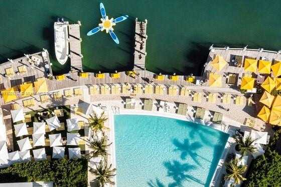 Small Image of 1 CENTURY LN #310, Miami Beach Number 54