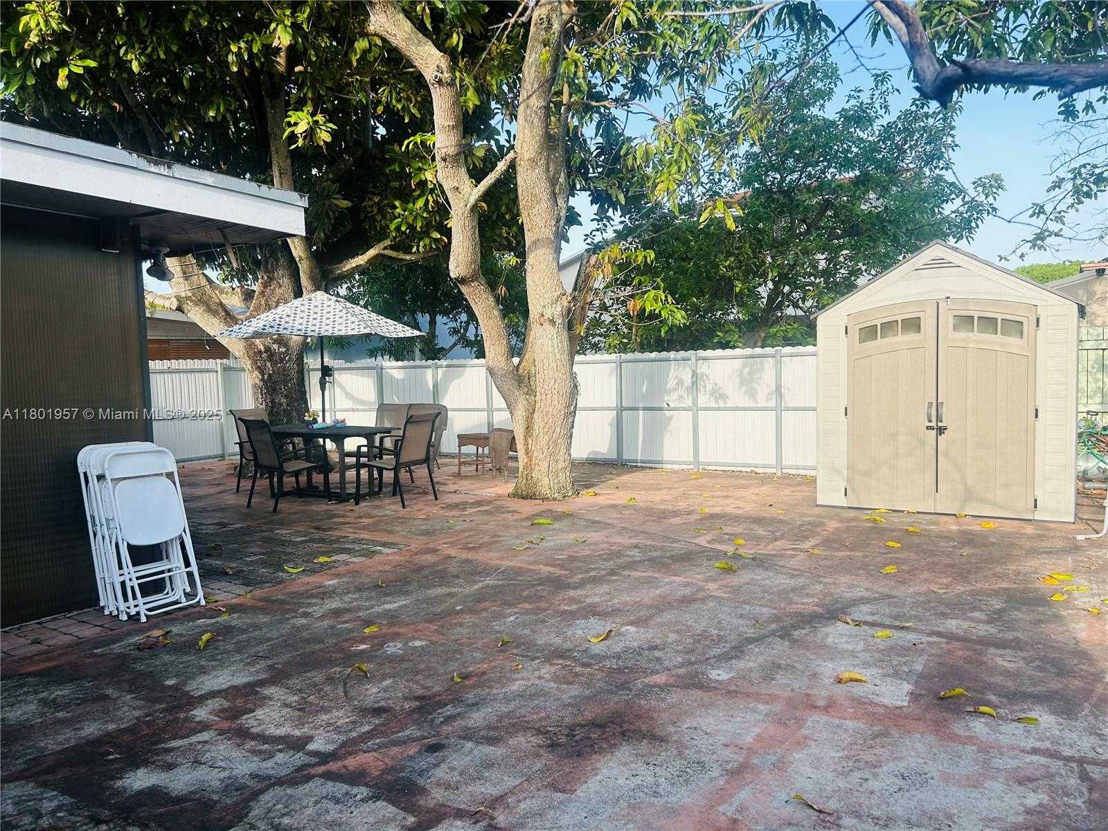 Small Image of 3452 SOUTH WEST 113TH CT, Miami Number 15