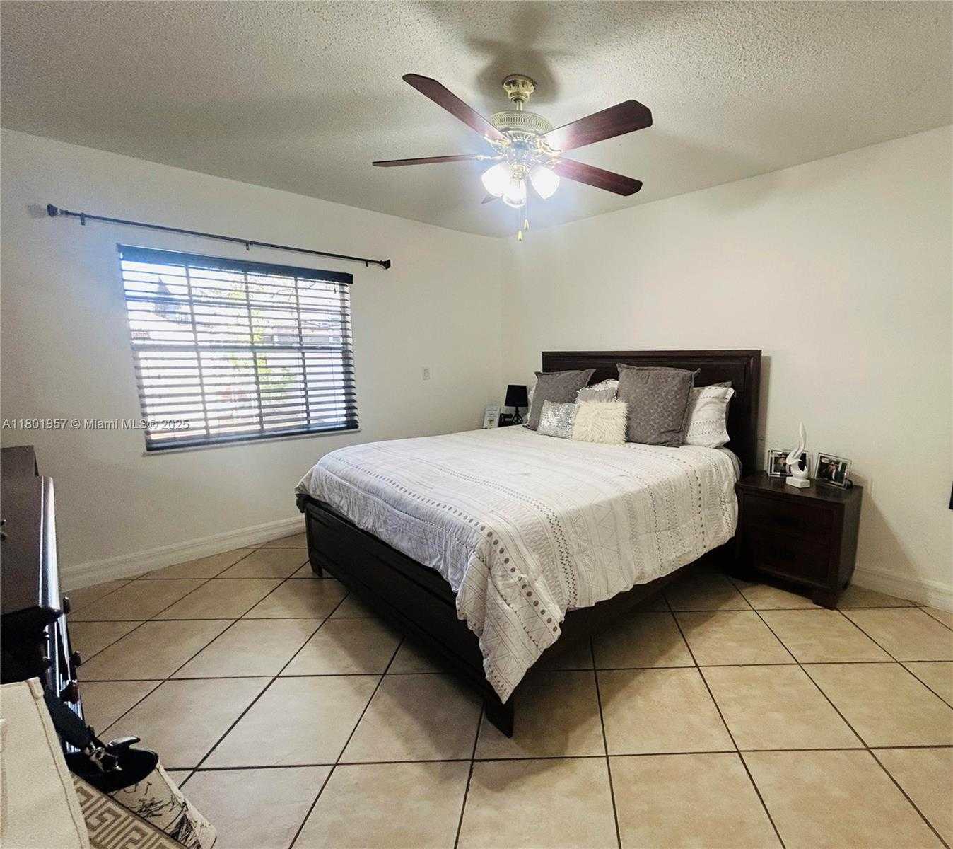 Small Image of 3452 SOUTH WEST 113TH CT, Miami Number 5