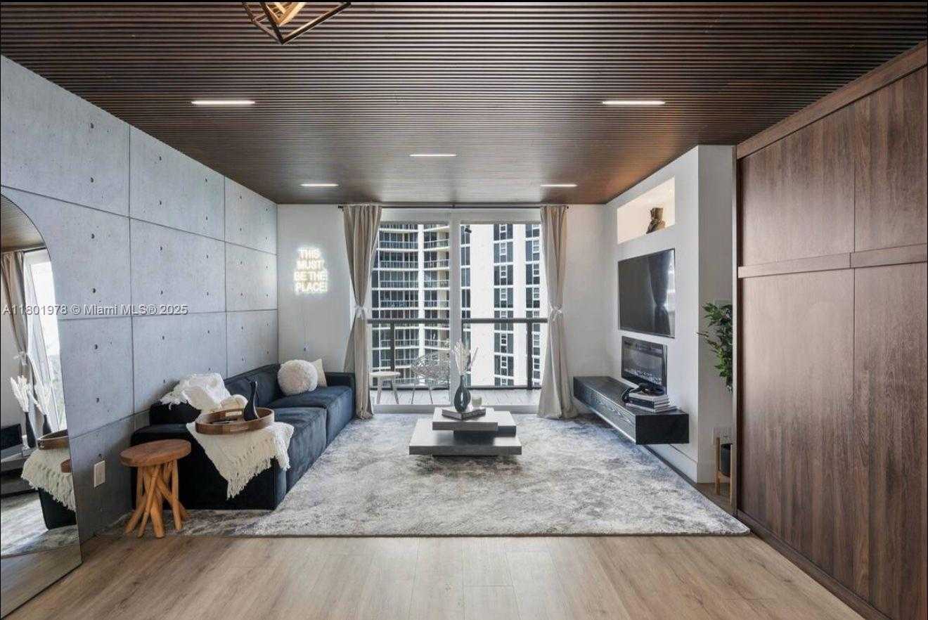 Small Image of 19201 COLLINS AVE #1121, Sunny Isles Beach Number 7