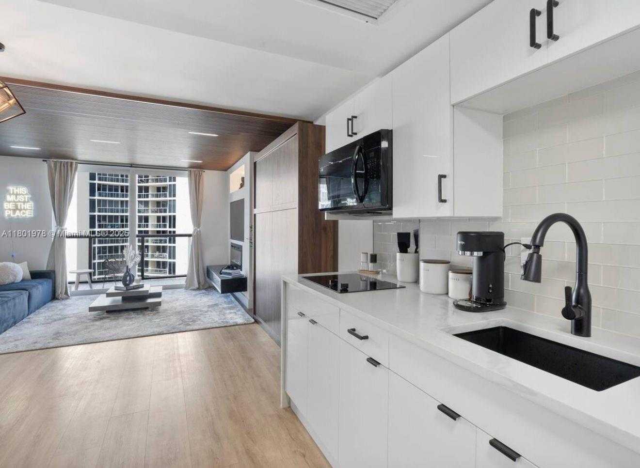 Small Image of 19201 COLLINS AVE #1121, Sunny Isles Beach Number 8
