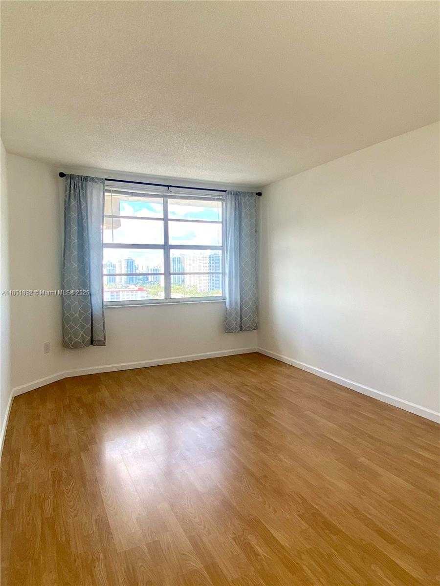 Small Image of 1985 SOUTH OCEAN DR #22A, Hallandale Beach Number 11