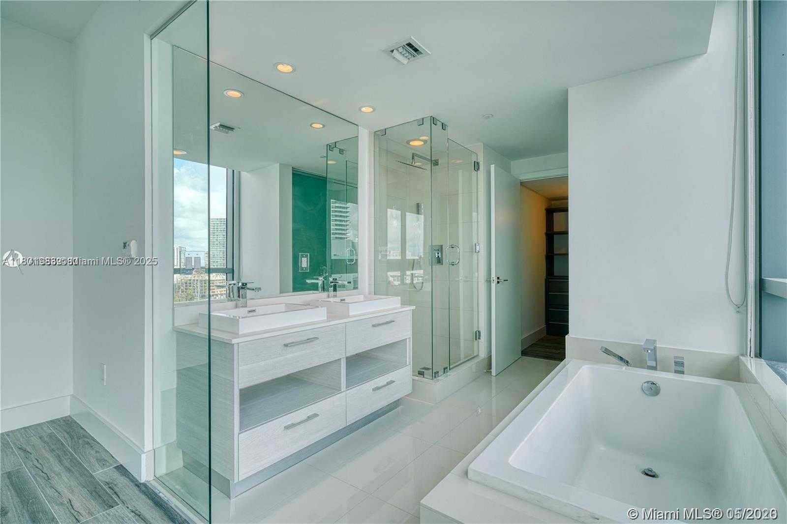 Small Image of 650 NORTH EAST 32ND ST #1208, Miami Number 11