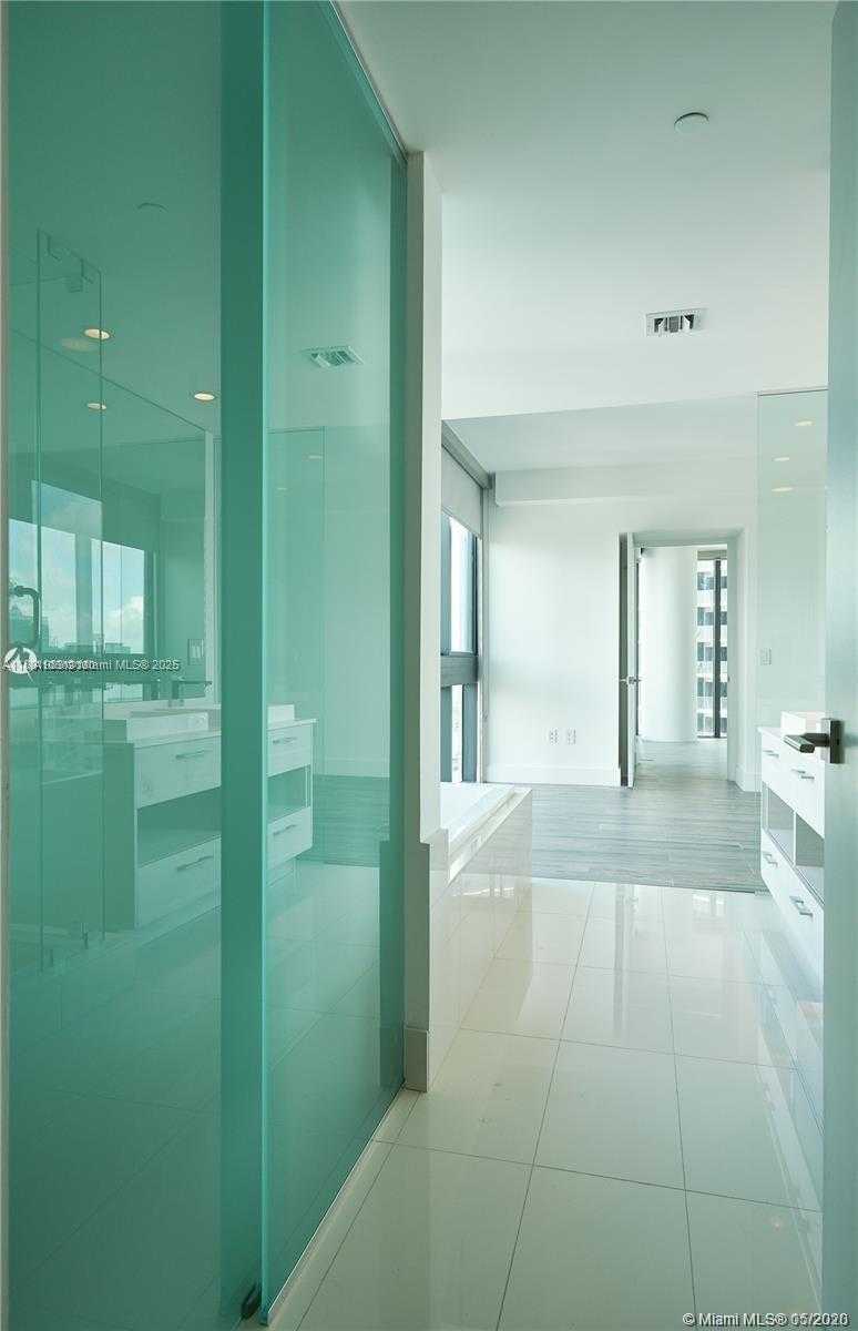 Small Image of 650 NORTH EAST 32ND ST #1208, Miami Number 12