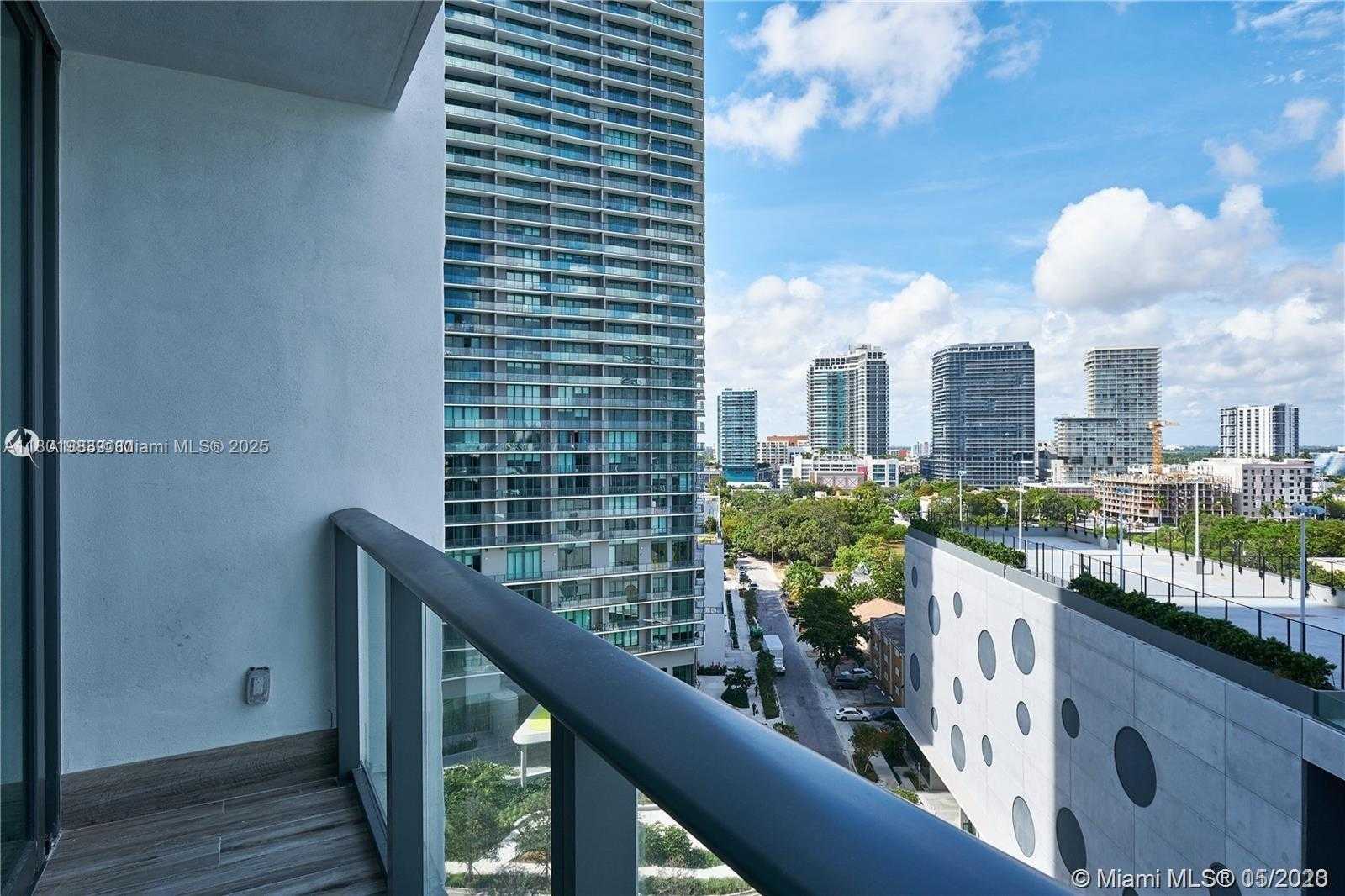 Small Image of 650 NORTH EAST 32ND ST #1208, Miami Number 16
