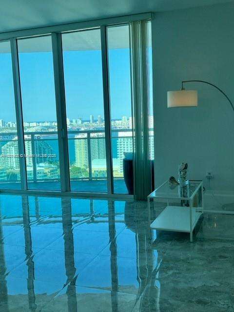 Small Image of 950 BRICKELL BAY DR #3010, Miami Number 3