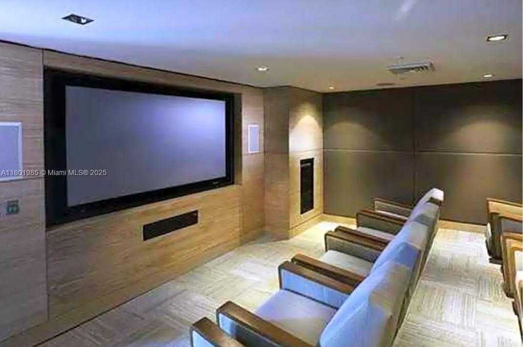Small Image of 950 BRICKELL BAY DR #3010, Miami Number 8