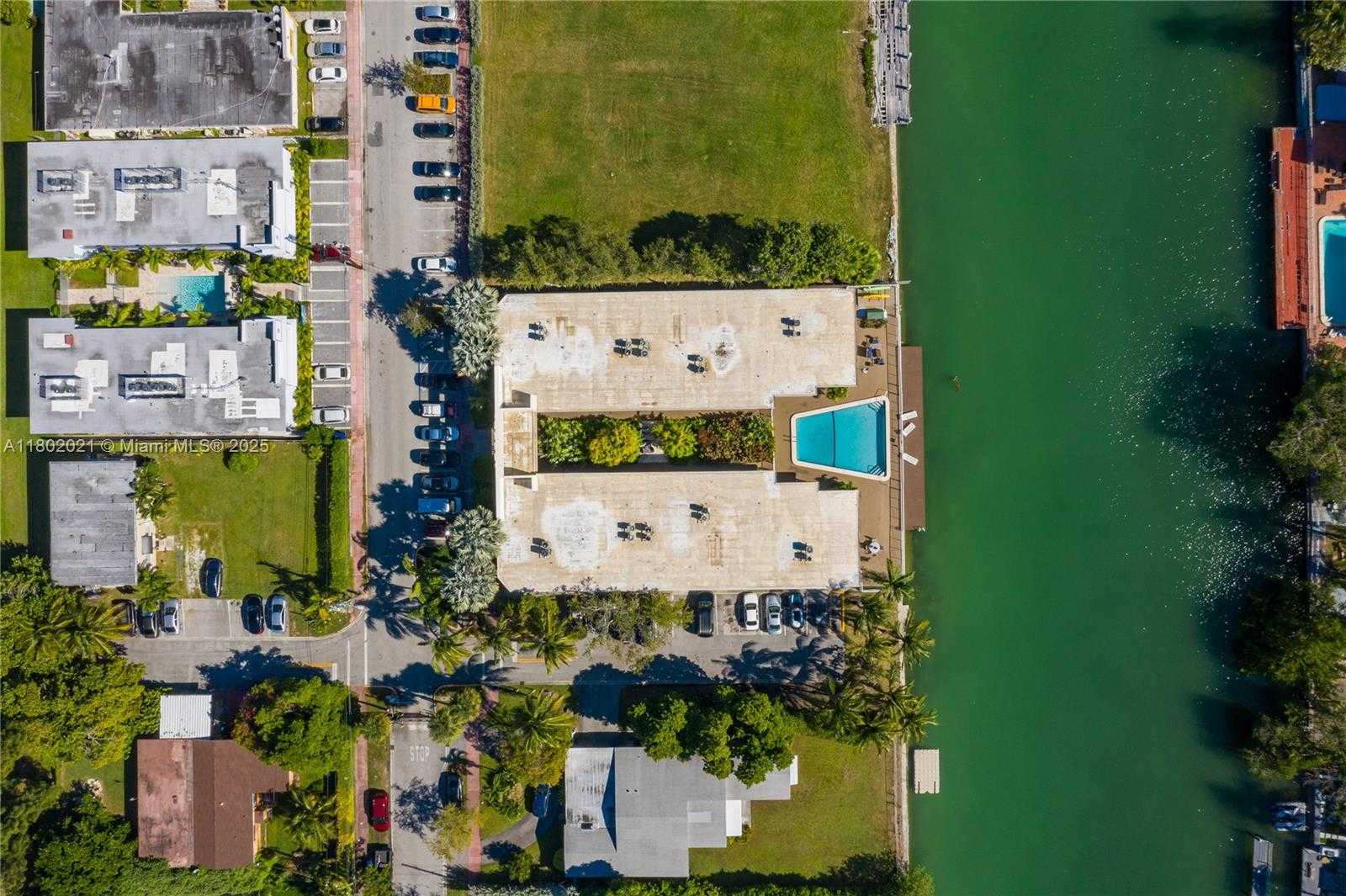 Small Image of 350 SOUTH SHORE DR #7, Miami Beach Number 31