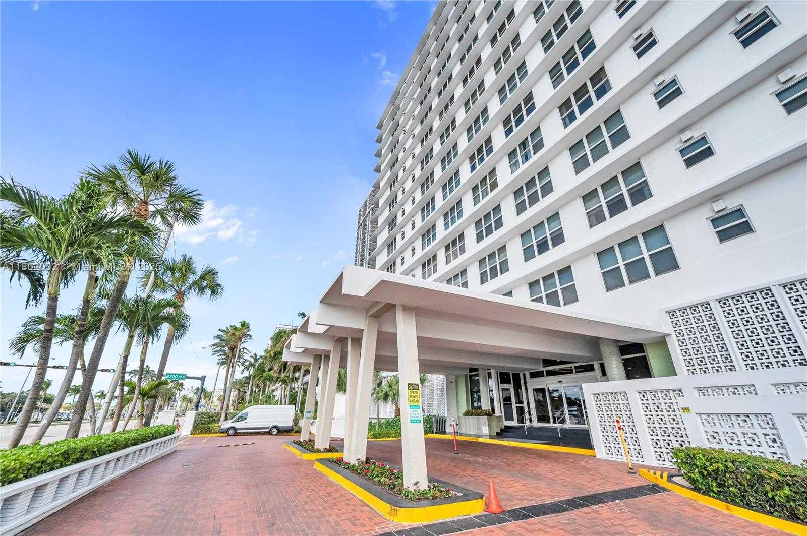 Small Image of 4747 COLLINS AVE #103, Miami Beach Number 27