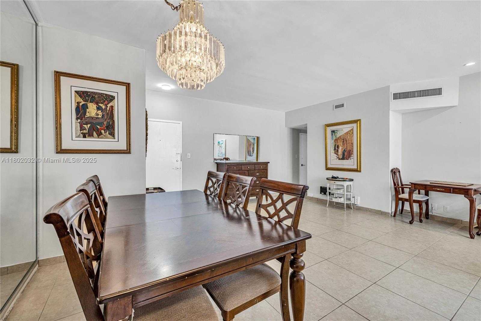 Small Image of 4747 COLLINS AVE #103, Miami Beach Number 8