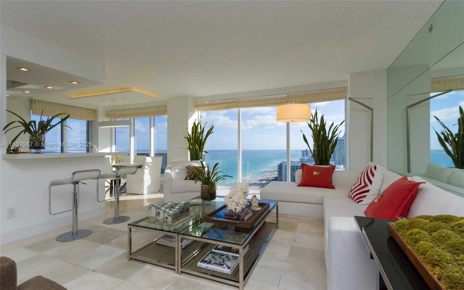 Small Image of 4775 COLLINS AVE #3203, Miami Beach Number 10