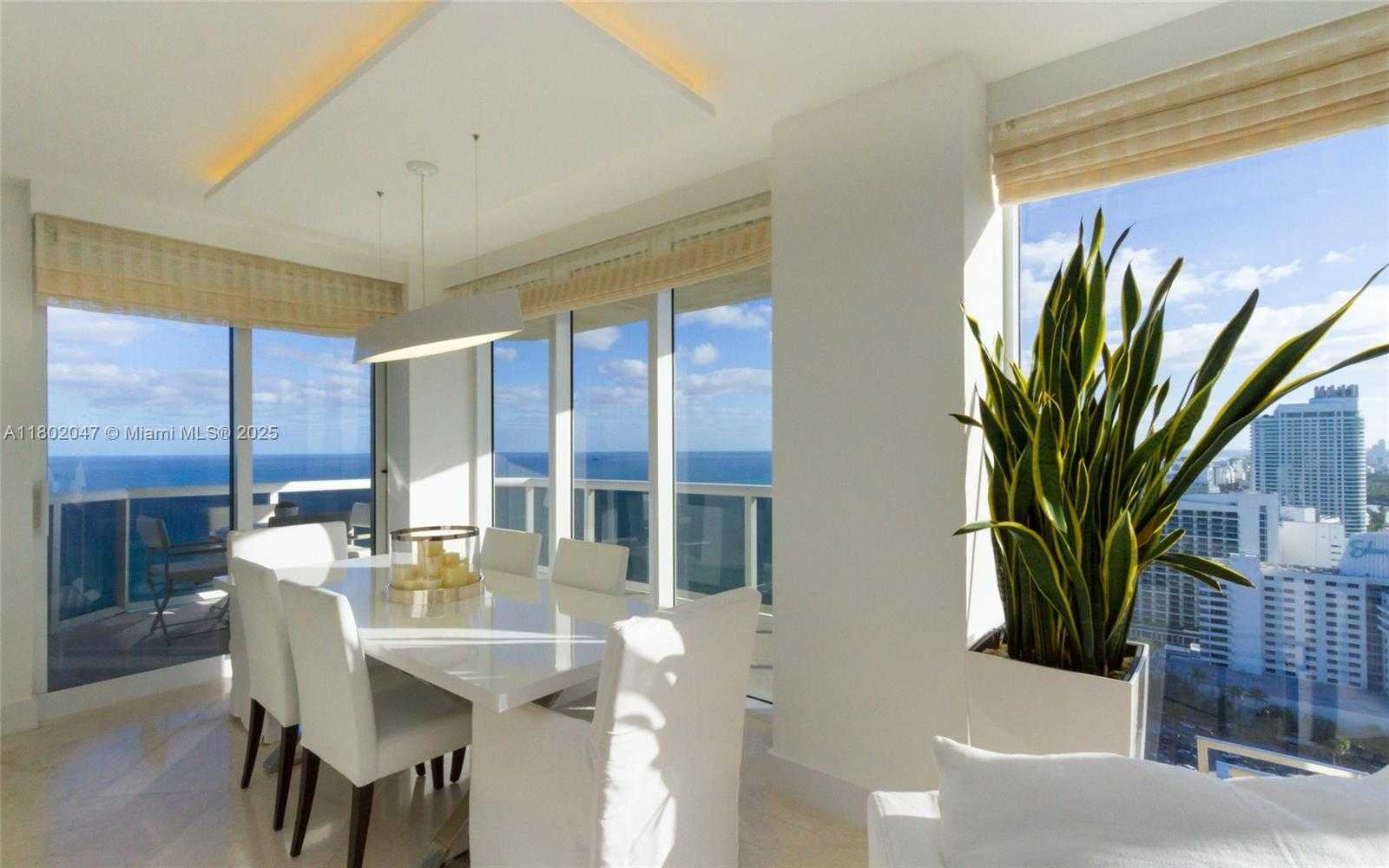 Small Image of 4775 COLLINS AVE #3203, Miami Beach Number 14