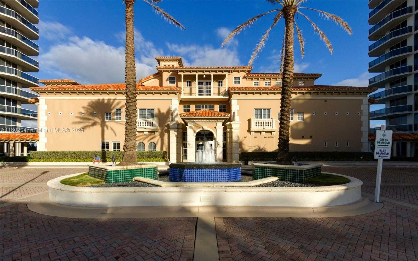 Small Image of 4775 COLLINS AVE #3203, Miami Beach Number 29