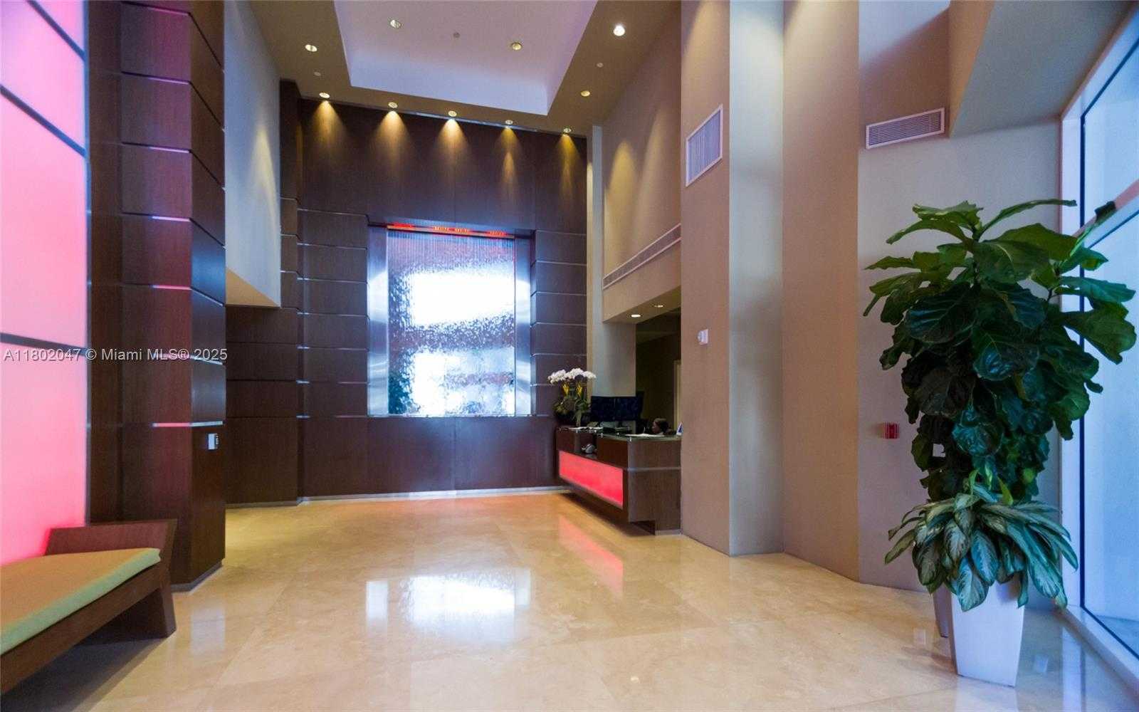 Small Image of 4775 COLLINS AVE #3203, Miami Beach Number 43