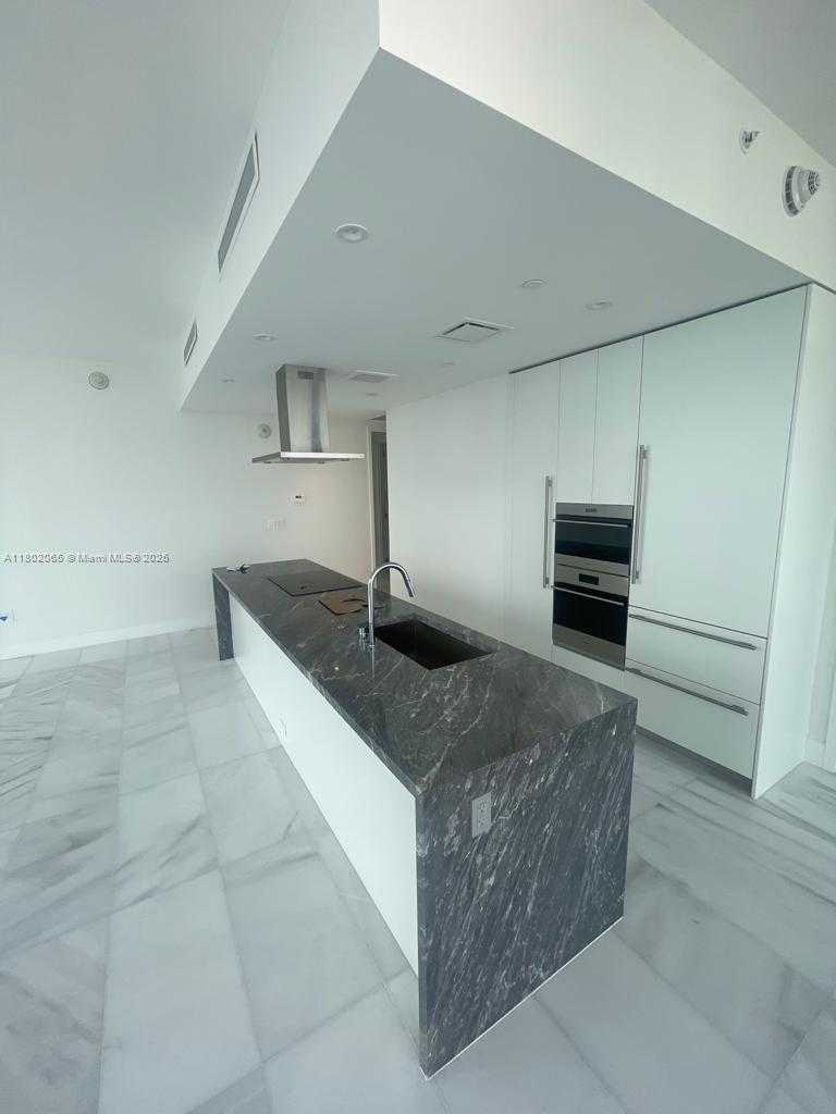 Small Image of 700 #3506, Miami Number 16