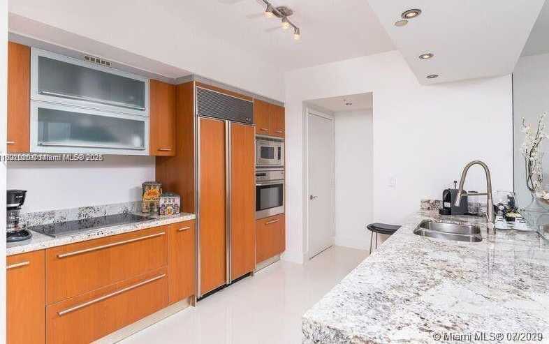 Small Image of 400 ALTON RD #1205, Miami Beach Number 8