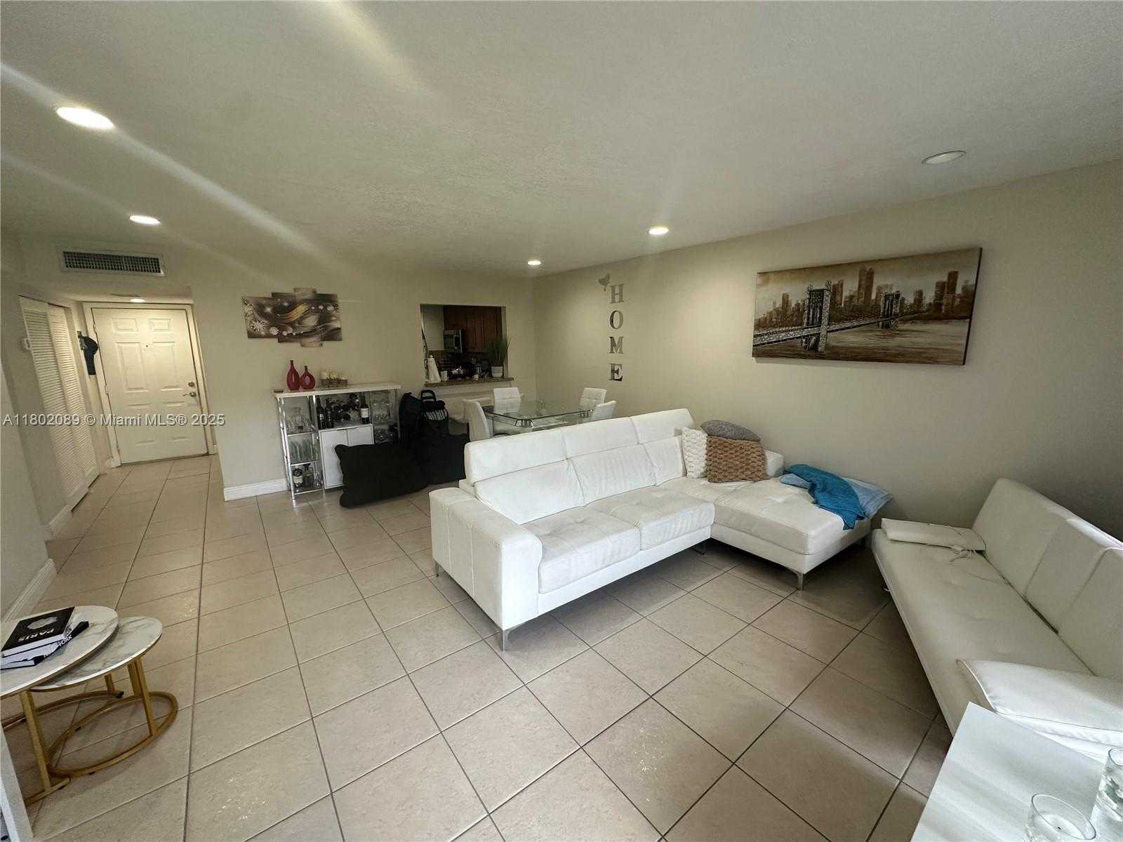 Small Image of 17911 NORTH WEST 68TH AVE #P104, Hialeah Number 2