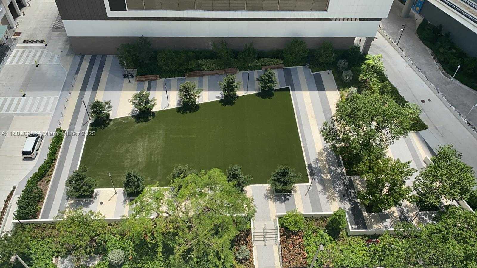 Small Image of 55 SOUTH EAST 6TH ST #1702, Miami Number 22