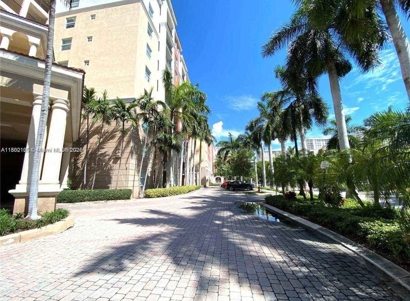Small Image of 17100 NORTH BAY RD #1610, Sunny Isles Beach Number 20
