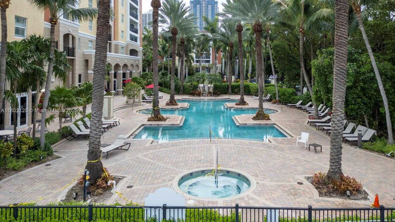 Small Image of 17100 NORTH BAY RD #1610, Sunny Isles Beach Number 26