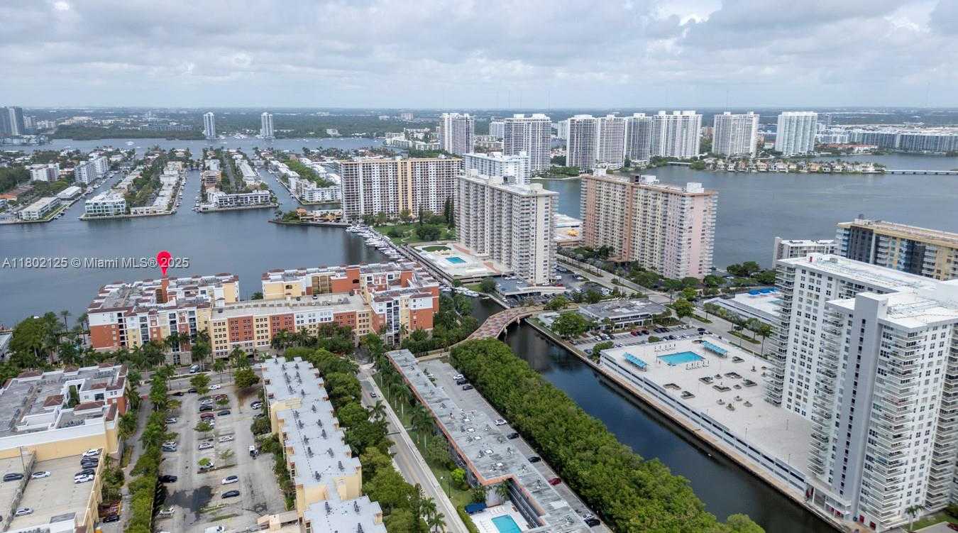 Small Image of 17100 NORTH BAY RD #1610, Sunny Isles Beach Number 39