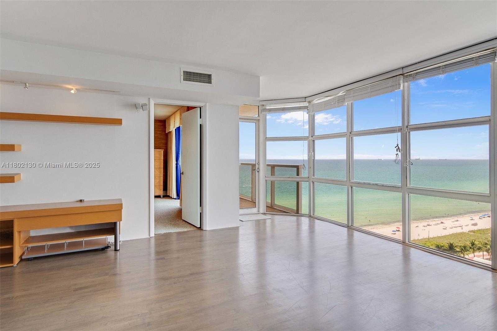 Small Image of 6423 COLLINS AVE #1504, Miami Beach Number 12