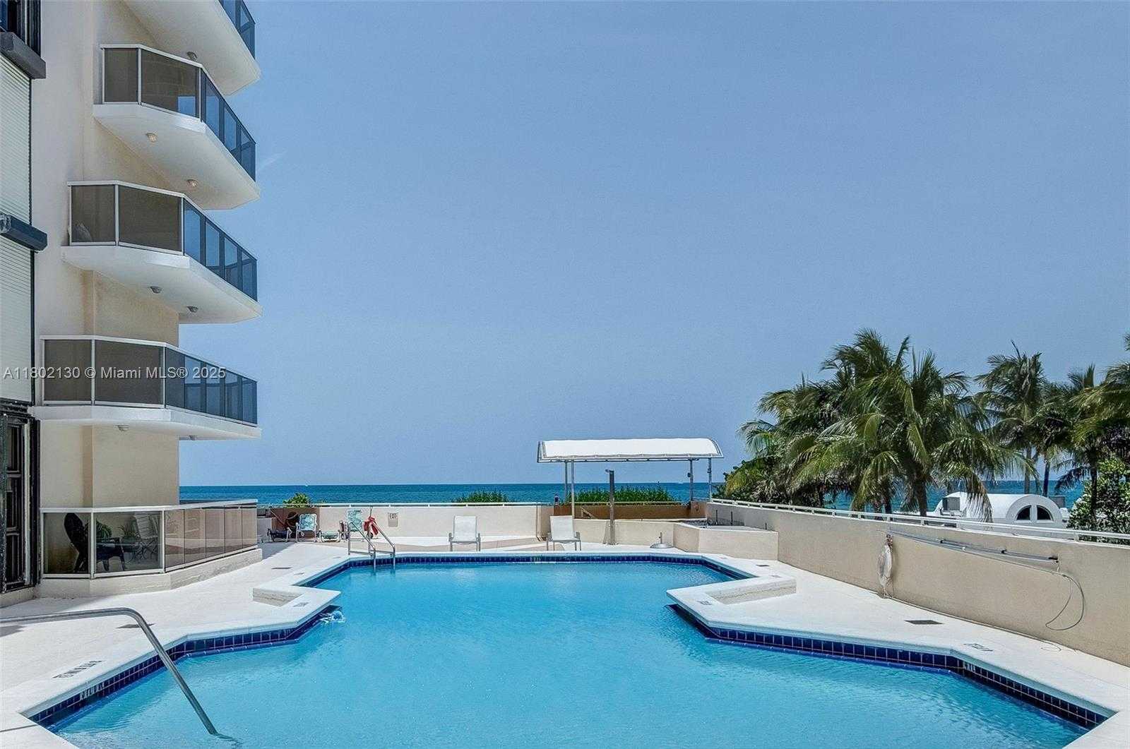 Small Image of 6423 COLLINS AVE #1504, Miami Beach Number 24