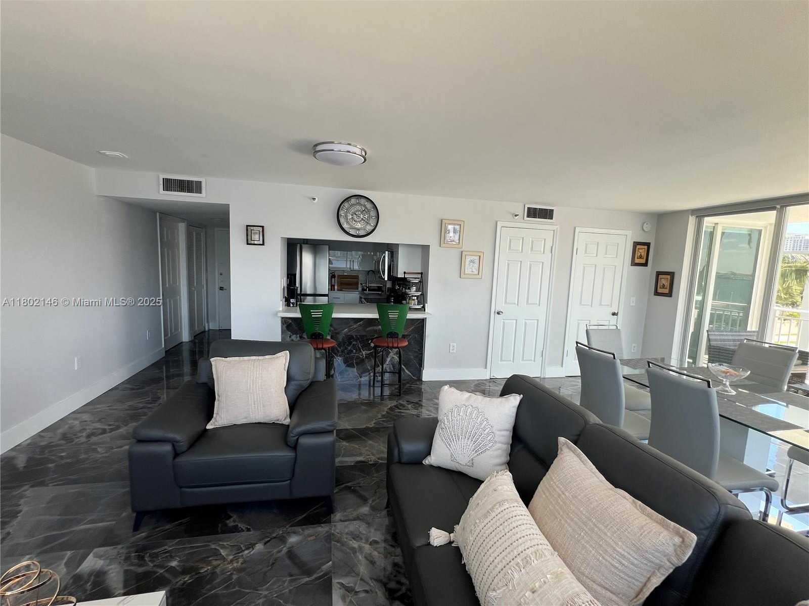 Small Image of 18000 NORTH BAY RD #204, Sunny Isles Beach Number 10