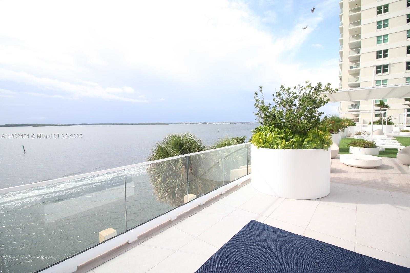 Small Image of 770 CLAUGHTON ISLAND DR #809, Miami Number 23