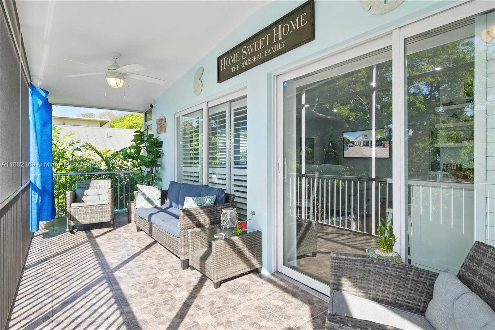 Small Image of 95401 OVERSEAS HWY #95401, Key Largo Number 18