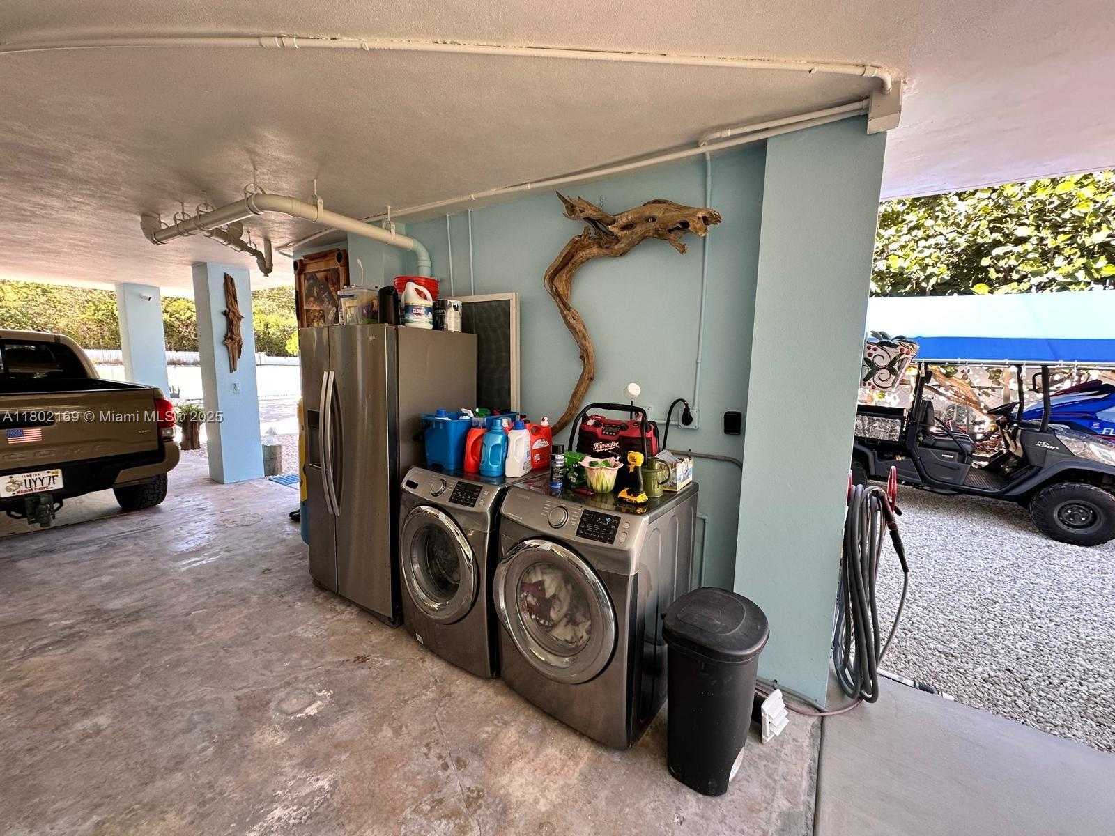 Small Image of 95401 OVERSEAS HWY #95401, Key Largo Number 36