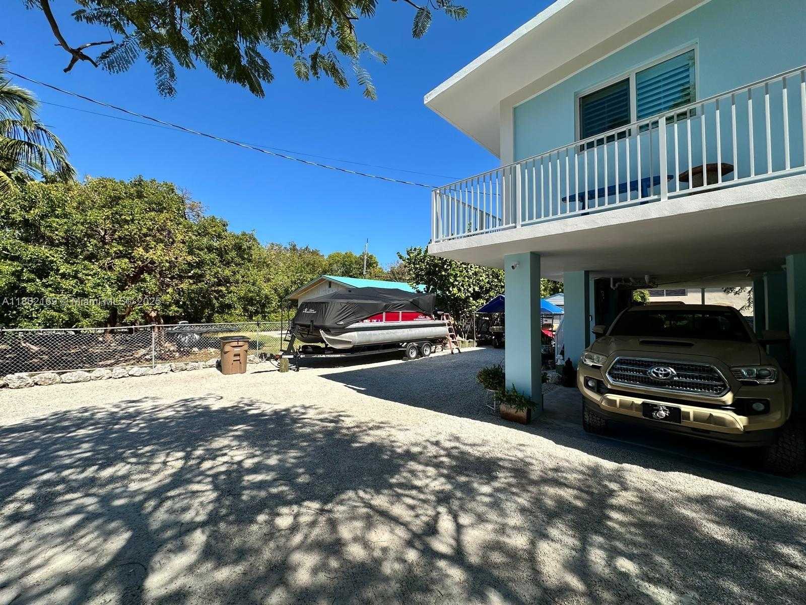 Small Image of 95401 OVERSEAS HWY #95401, Key Largo Number 44