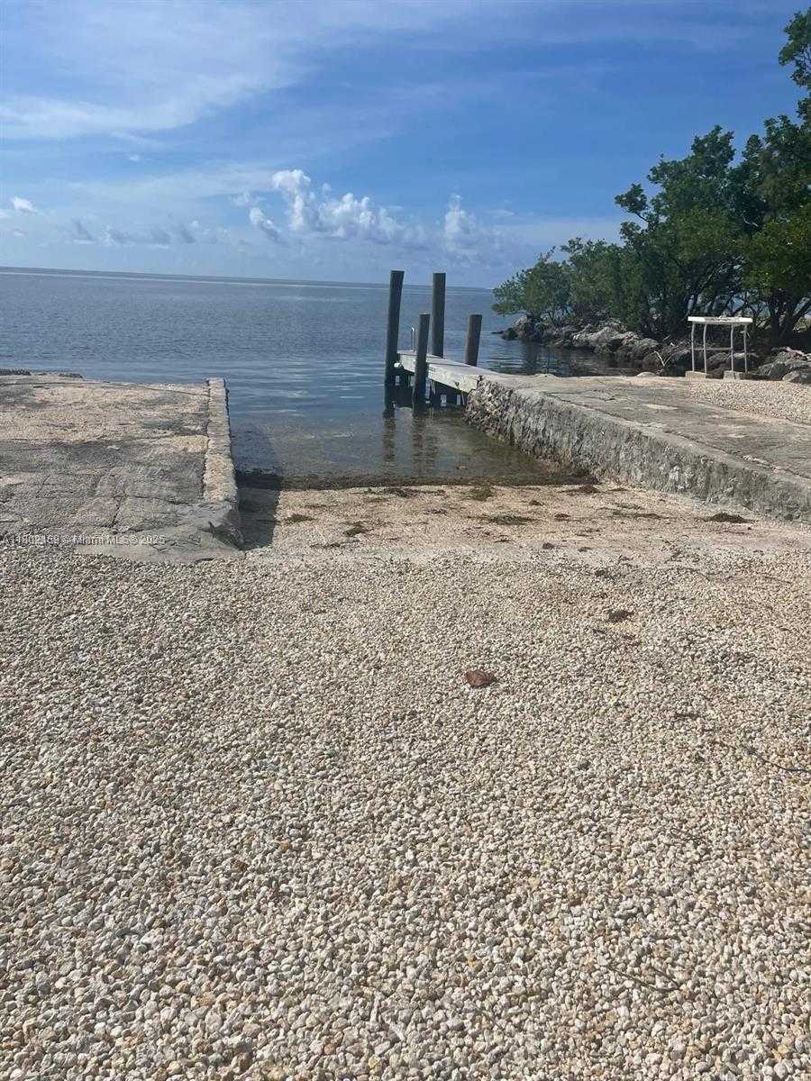 Small Image of 95401 OVERSEAS HWY #95401, Key Largo Number 48