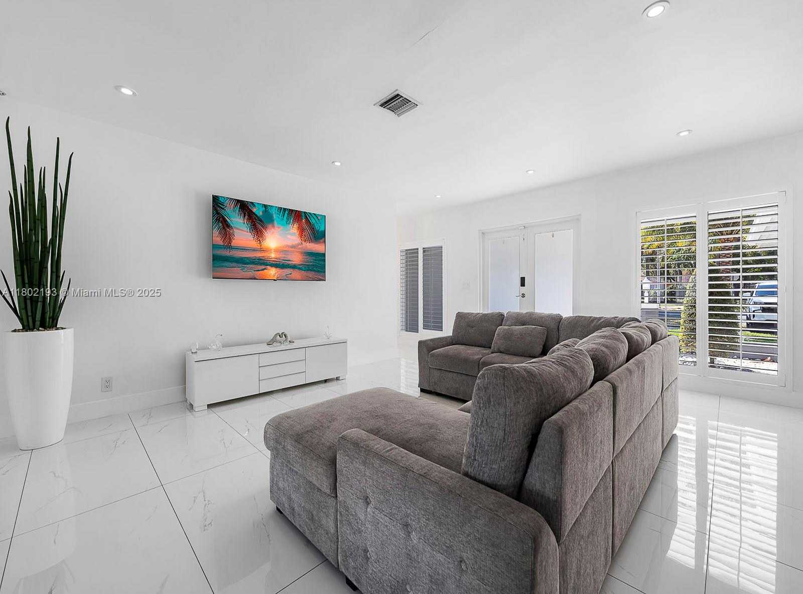 Small Image of 6951 SOUTH MIAMI LAKEWAY S #6951, Miami Lakes Number 20